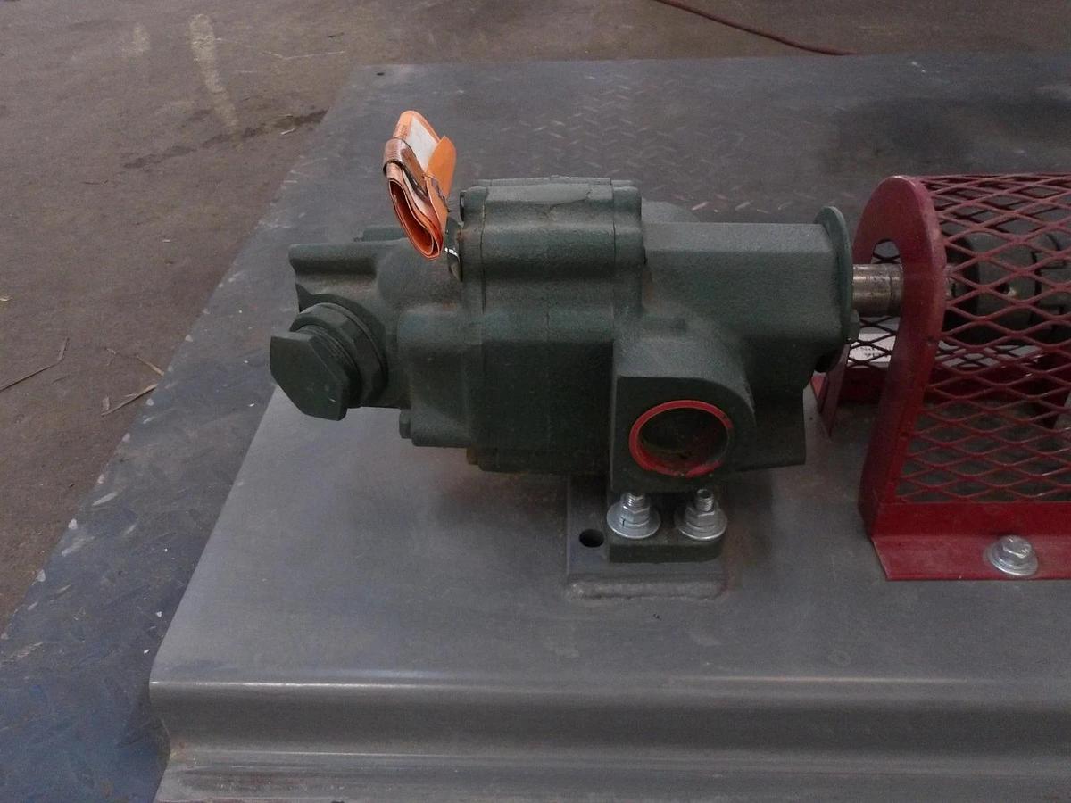 Used ROPER 1-1/2" PUMP W/ 5 HP MOTOR, #1112215GJW NEW