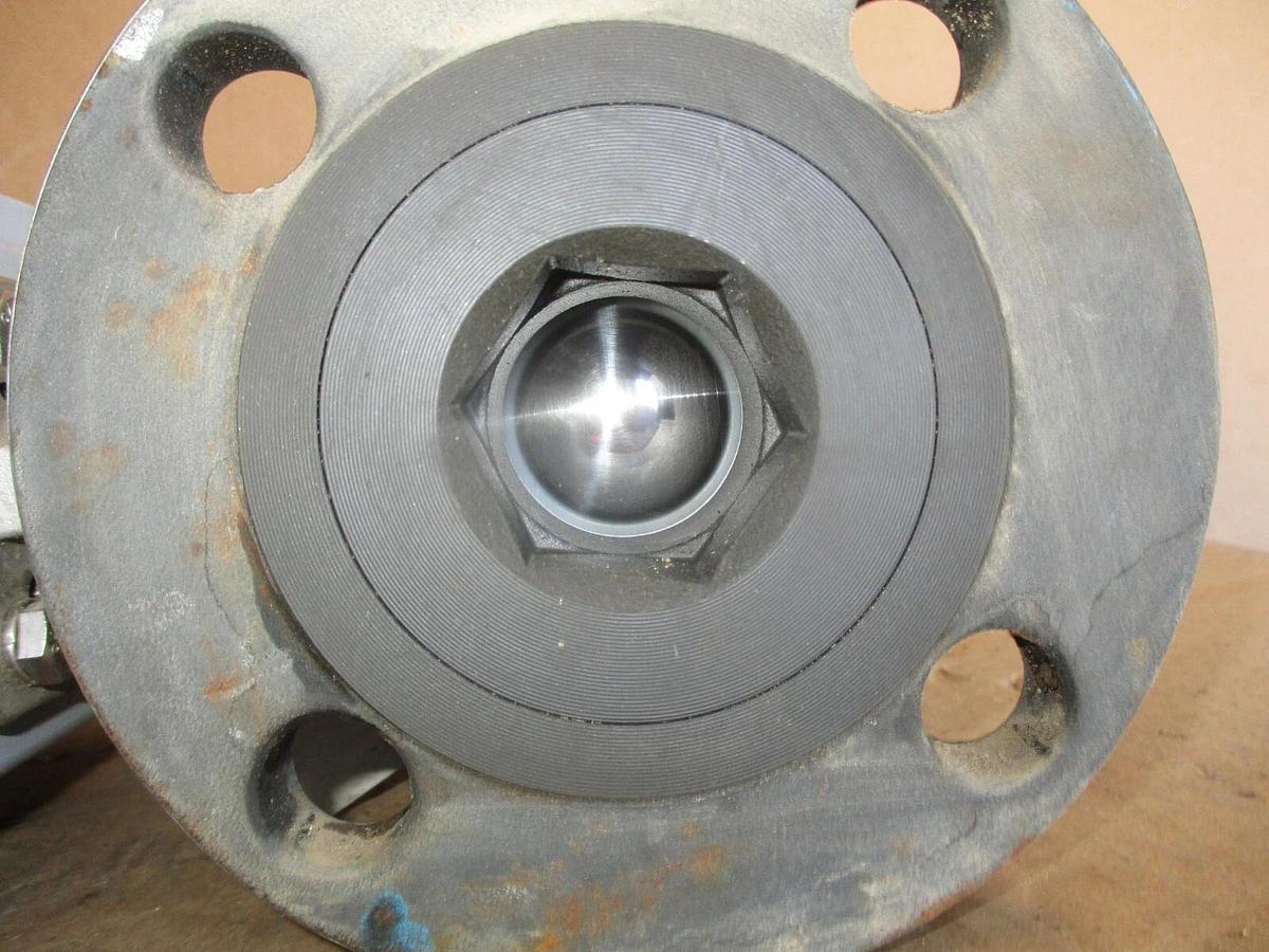 Used JAMESBURY 2" STEEL BALL VALVE W/ ACTUATOR, #67234J NEW (WEATHERED)