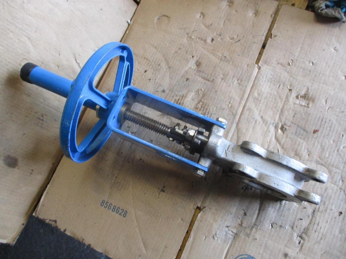 Used ORBINOX 3" STAINLESS KNIFE GATE VALVE, #731020J NEW