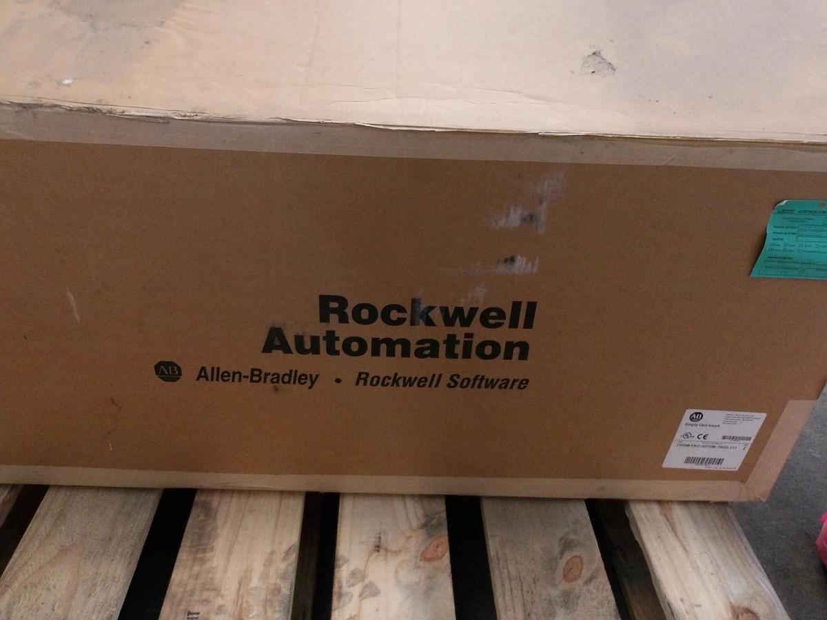 Used ALLEN BRADLEY 1336F CENTERLINE BUCKET W/ 3 HP DRIVE, #10301213G USED