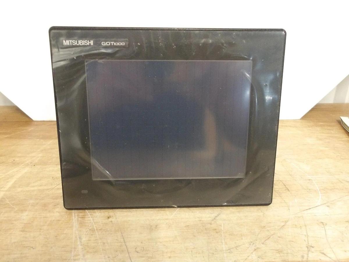 Used MITSUBISHI GT1055-QSBD GRAPHIC OPERATION TERMINAL 24 V, #4221030G NEW