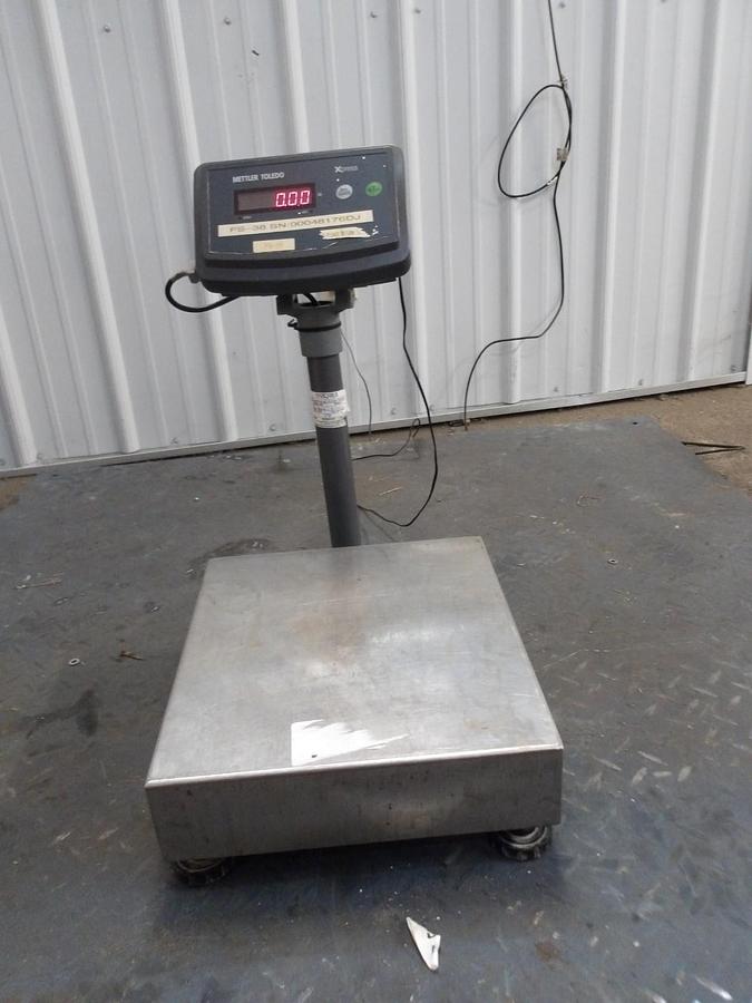 Used METTLER TOLEDO XPRESS DIGITAL SCALE XBL60R-X1D, #812230G USED