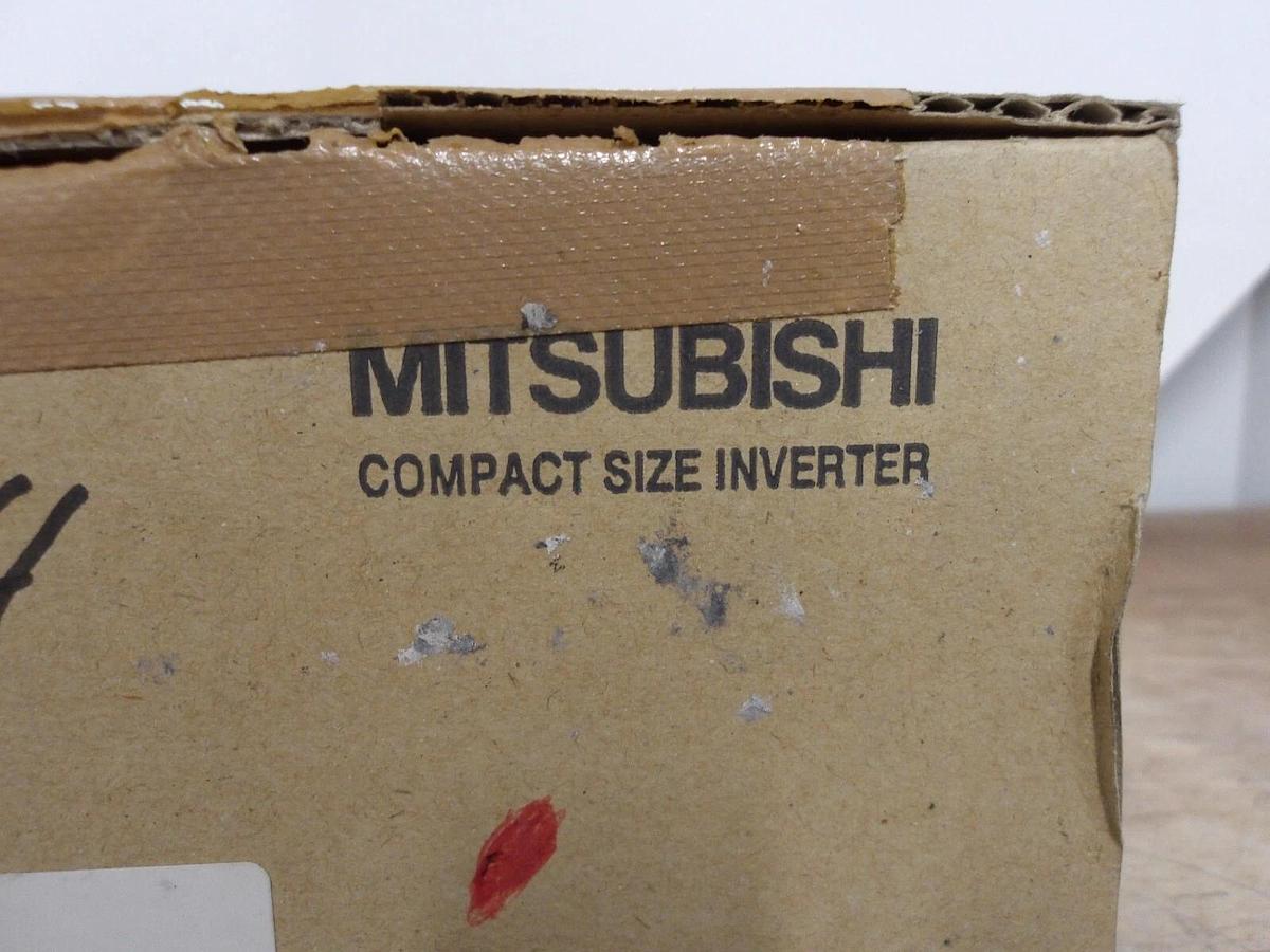 MITSUBISHI FREQROL E700 COMPACT SIZE INVERTER FR-E720-0.4K, #430322G NIB