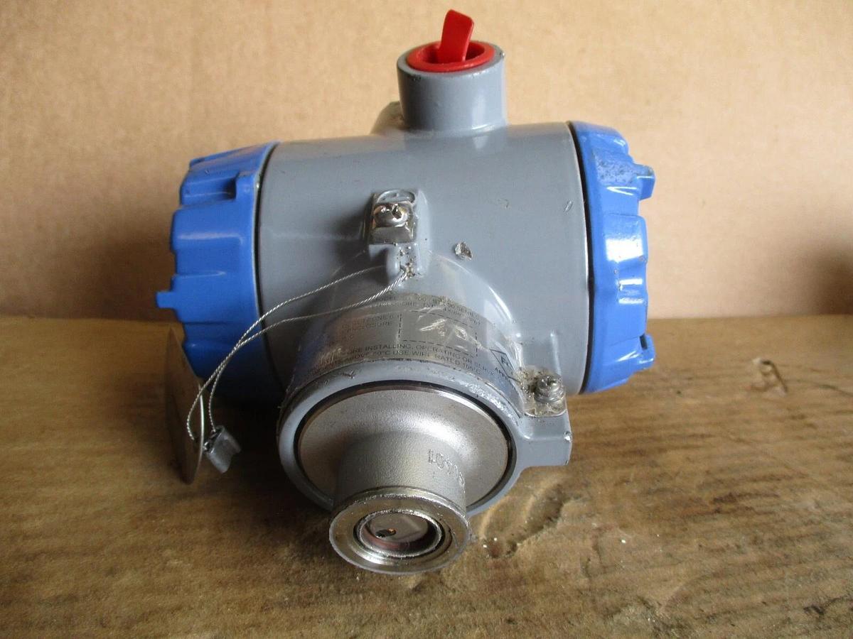 Used HONEYWELL ST 700 PRESSURE TRANSMITTER, #717255J NEW