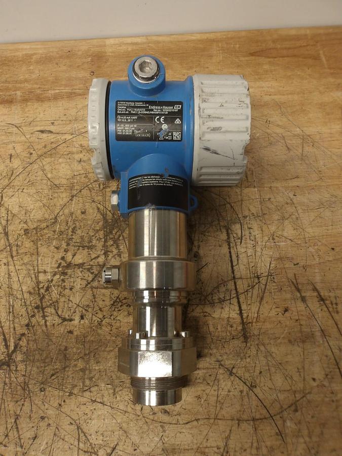 Used ENDRESS-HAUSER CERABAR PMC71B PRESSURE TRANSMITTER, #428250G NEW