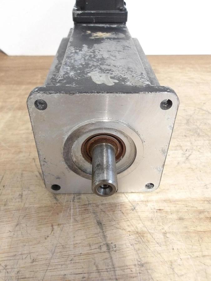 Used REXROTH MKD041B-144-KG1-KN PERMANENT MAGNET MOTOR, #5141028G NEW