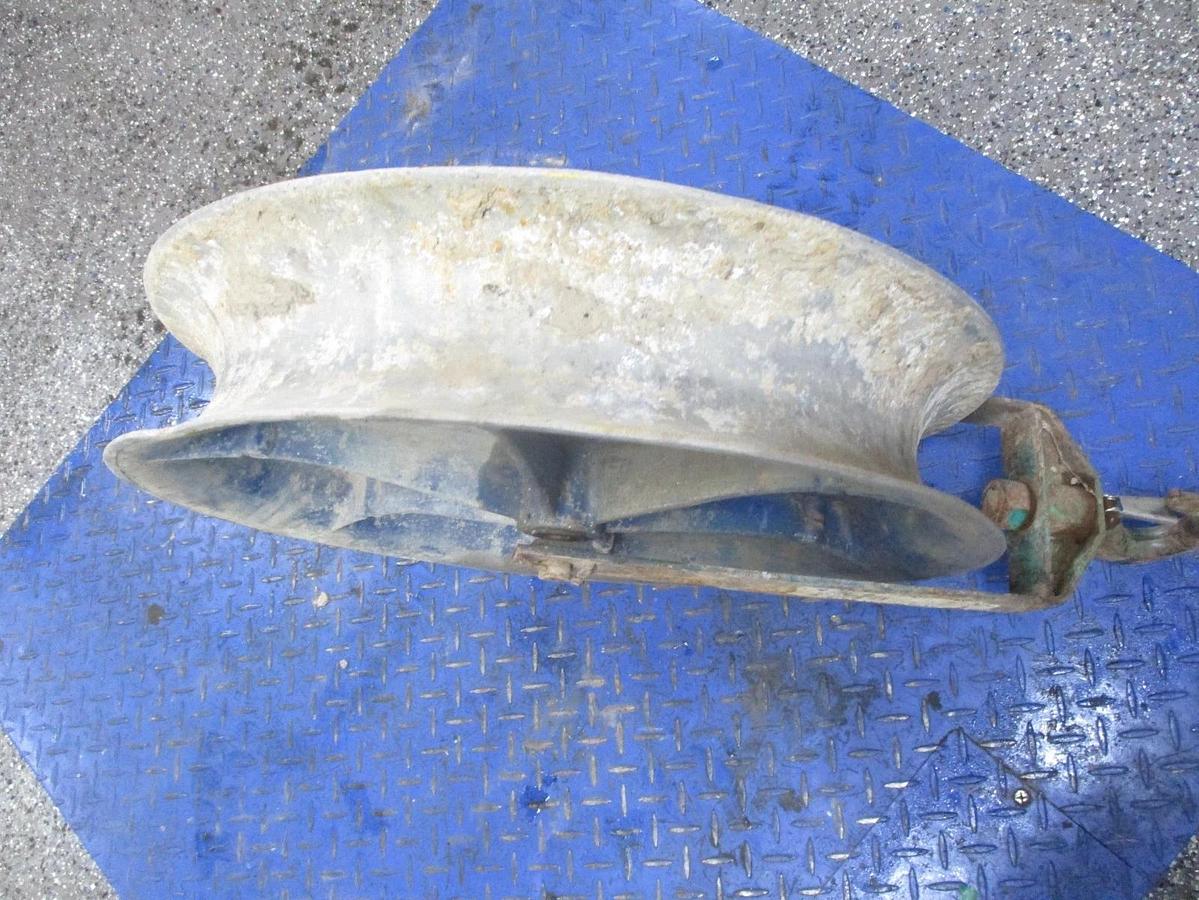 Used GREENLEE 24" SUPER TUGGER, #311911J USED