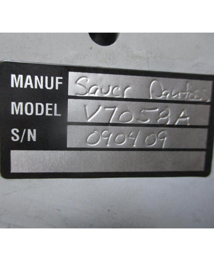 Used SAUER DANFOSS V7058A SERVO VALVE ASSEMBLY