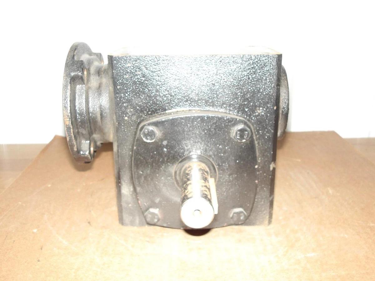 Used BALDOR .674 HP SPEED REDUCER, RATIO 40:1, #120100G NEW