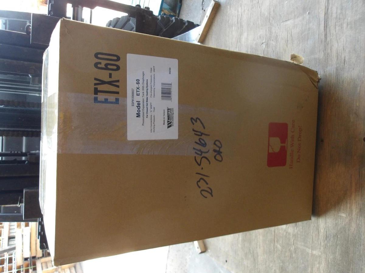 Used WATTS ETX-60 HOT WATER EXPANSION TANK 12 GAL, #8201015G NIB