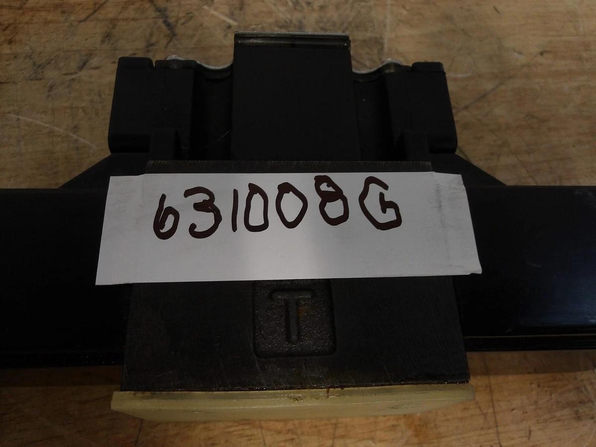 Used NORTHMAN SWH-G02-C4-A120-10-N HYDRAULIC DIRECTIONAL VALVE, #631008G NEW