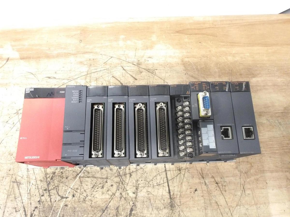 Used MITSUBISHI Q02 RACK & CARDS, #121845G USED