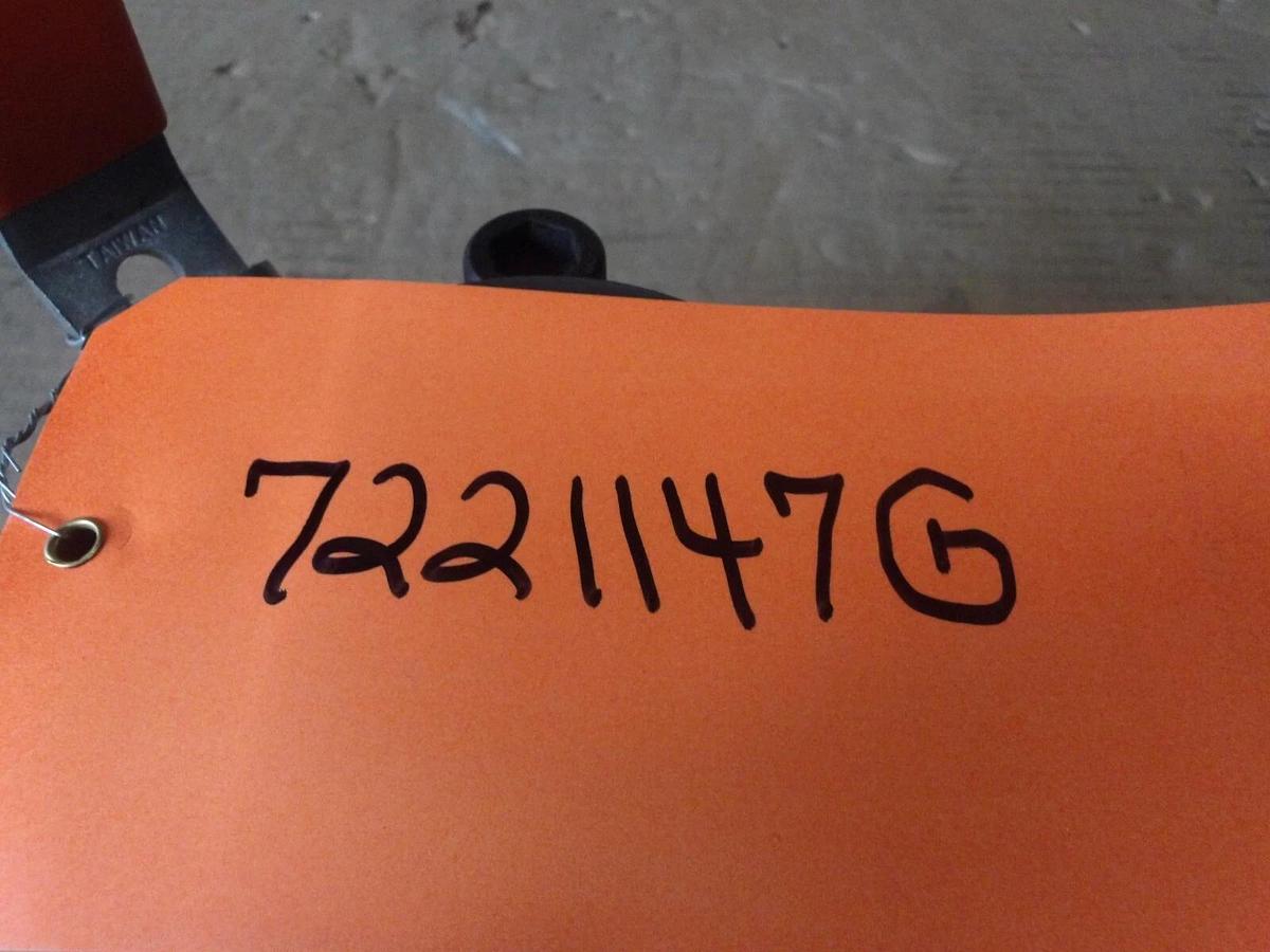 Used QUADRANT 2" SOCKET WELD BALL VALVE, #7221147G NEW