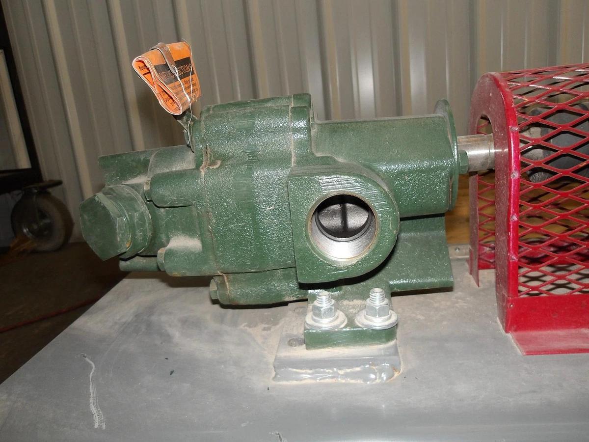 Used ROPER 1-1/2" PUMP W/ 5HP MOTOR, #11111125GJW NEW