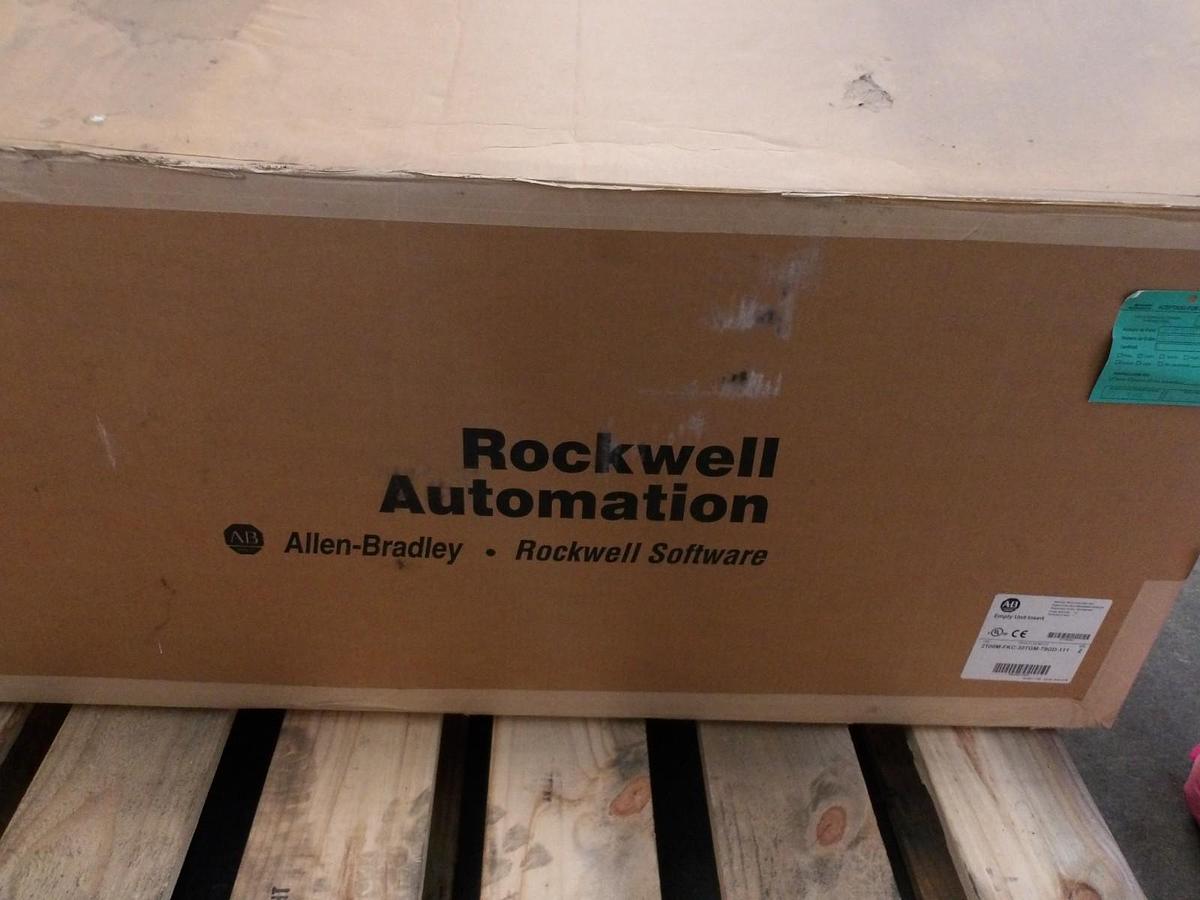 Used ALLEN BRADLEY 1336F CENTERLINE BUCKET W/ 3 HP DRIVE, #10301213G USED