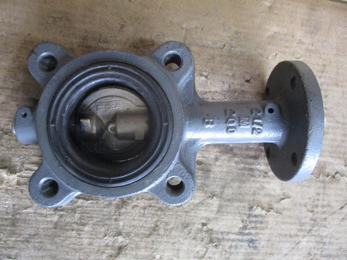 Used MILWAUKEE 2-1/2" BUTTERFLY VALVE (NO HANDLE), #79926J NEW