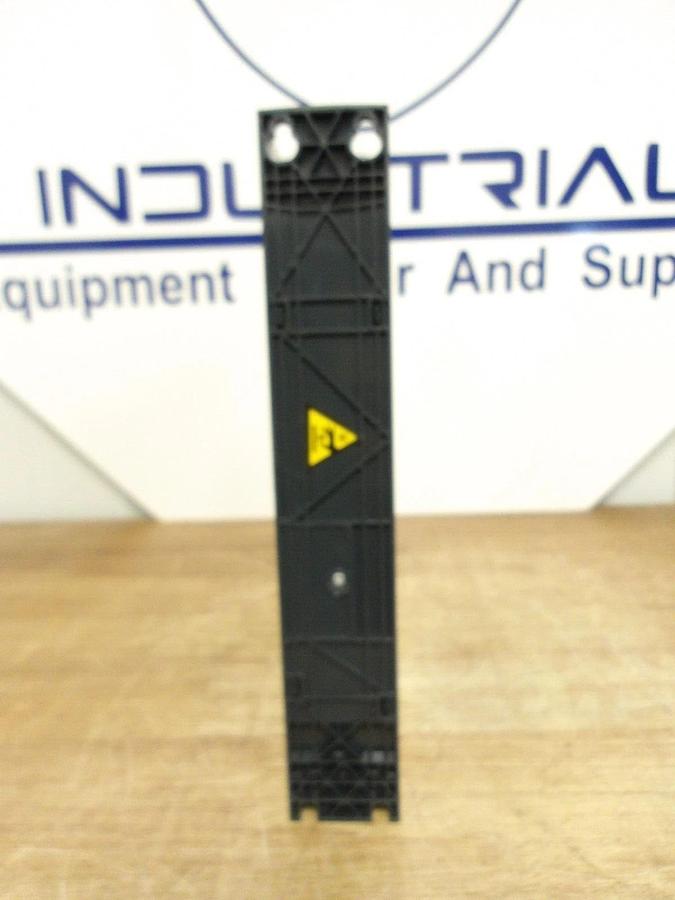 SCHNEIDER ALTIVAR ATV32H037N4 CONTROLLER 0.37KW-1/2 HP, #3101210G NIB