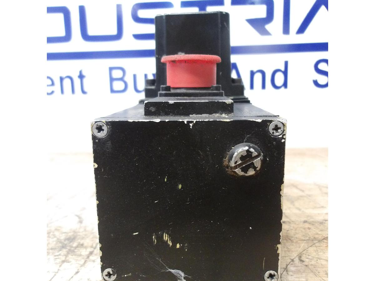 Used MOOG 641-204B PROPORTIONAL SERVO VALVE, #911033G USED