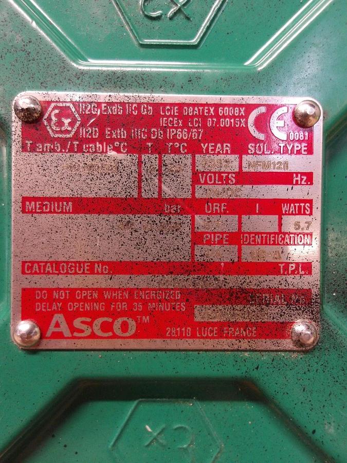 Used ASCO 1/4" SOLENOID VALVE 4-WAY, #610916G NEW