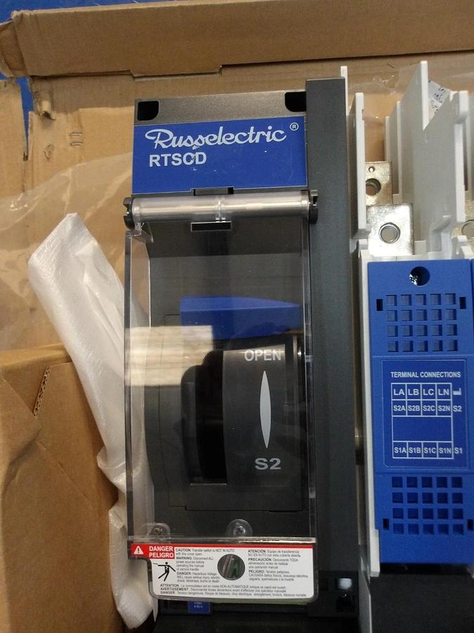 Used RUSSELECTRIC RTSCD TRANSFER SWITC R6A04040, 400 AMP, #122845G NEW