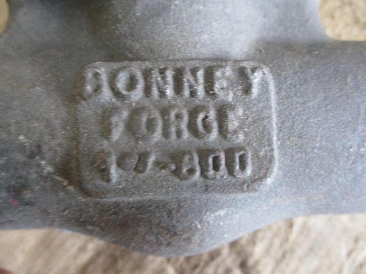 Used BONNEY FORGE 1" IRON GATE VALVE (THREADED) #78140J NEW