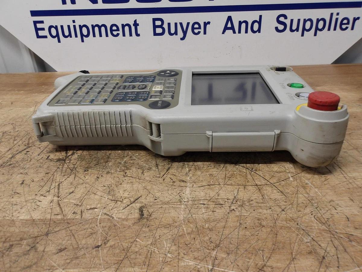 Used YASKAWA JZRCR-NPP01-1 ROBOT TEACH PENDANT, #120949G USED