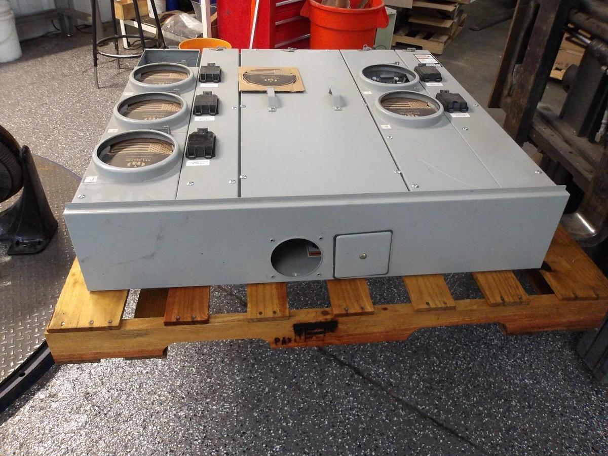Used SIEMENS 5 GANG METERING SYSTEM WP6511RJB, 240 V, 600 A, #6121054G USED