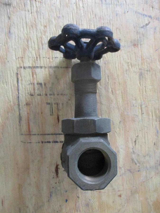 Used POWELL BRONZE 1" GLOBE VALVE, #117225J NEW