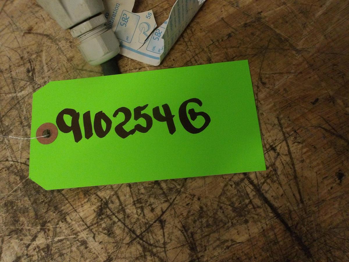 Used ENDRESS HAUSER CPM431-05B2PA P/H TRANSMITTER