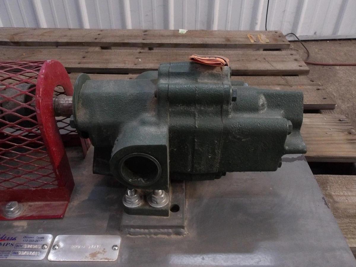 Used ROPER 1-1/2" PUMP W/ 5 HP MOTOR, #1111239GJW NEW