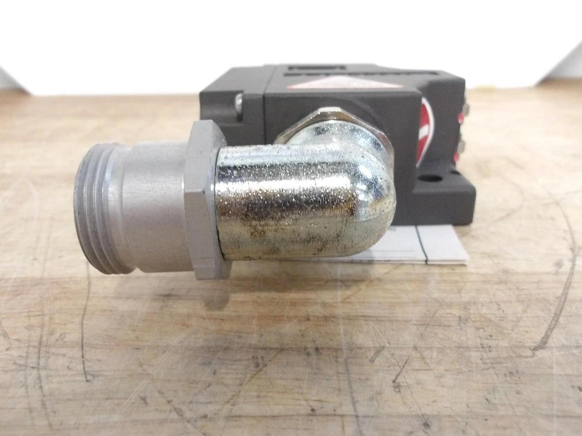 BALLUFF BNS-813-102-L12-61-A-22-02-D016 LIMIT SWITCH, #429300G NIB
