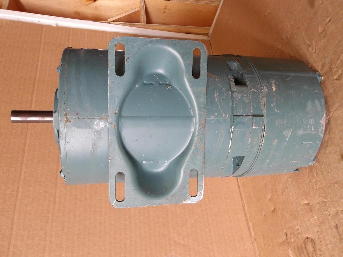 Used RELIANCE 1/2 HP DUTY MASTER AC MOTOR W/ BRAKE, FR FB56, #1011120G NEW