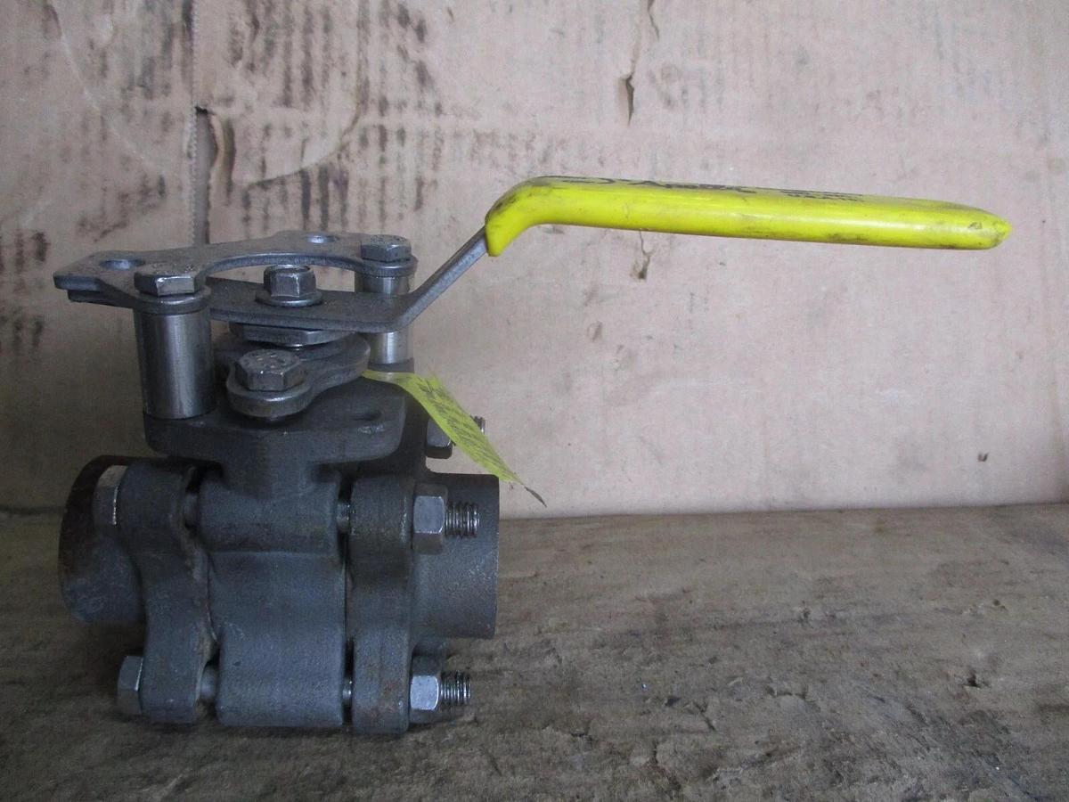 Used APOLLO 3/4" STEEL BALL VALVE (THREADED) #78321J NEW
