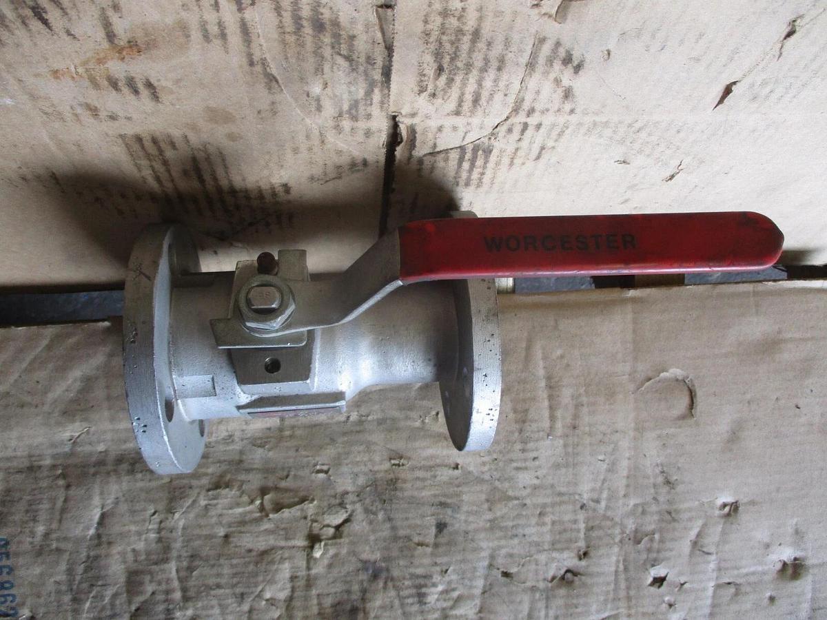 Used WORCESTER 1-1/2" STAINLESS BALL VALVE, #751017J NEW