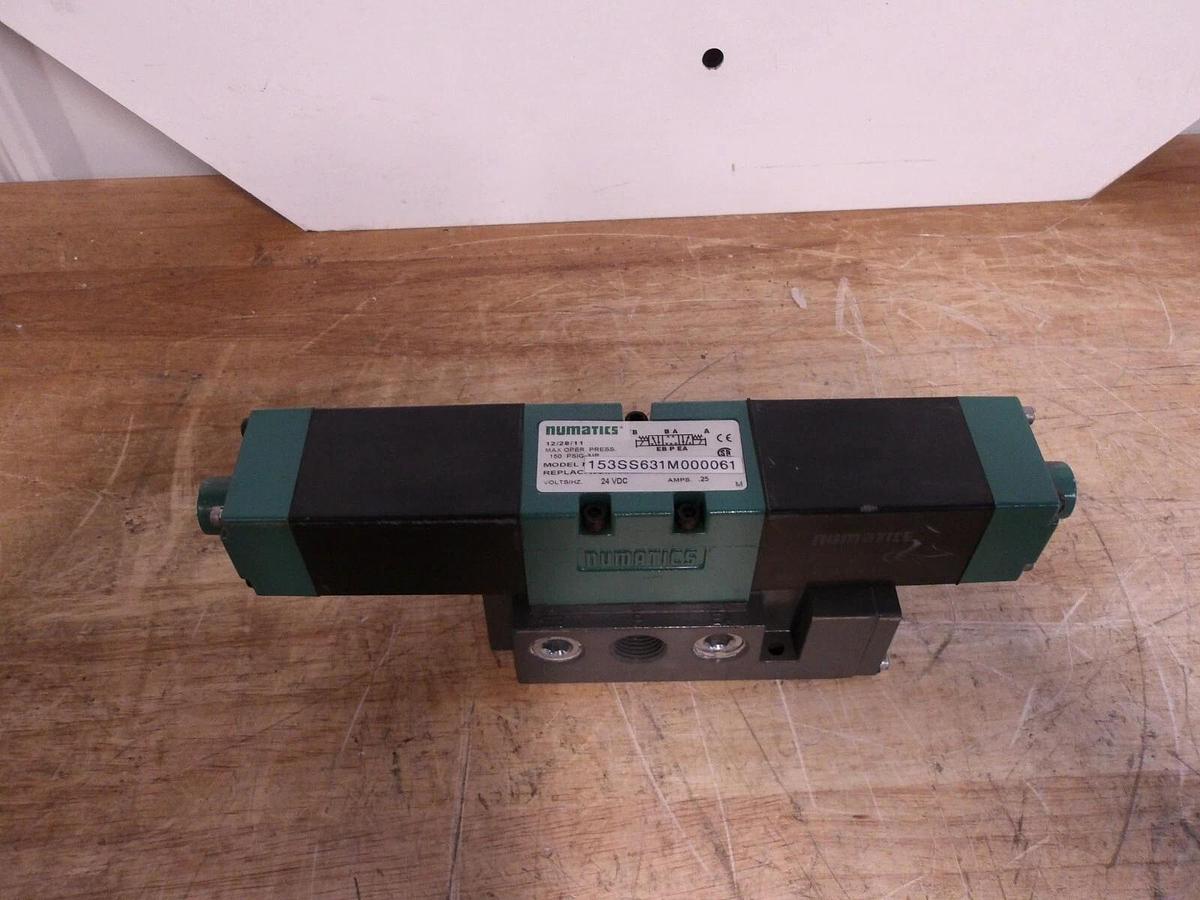 Used NUMATICS 153SS631M000061 PNEUMATIC SOLENOID VALVE, #62823G NEW