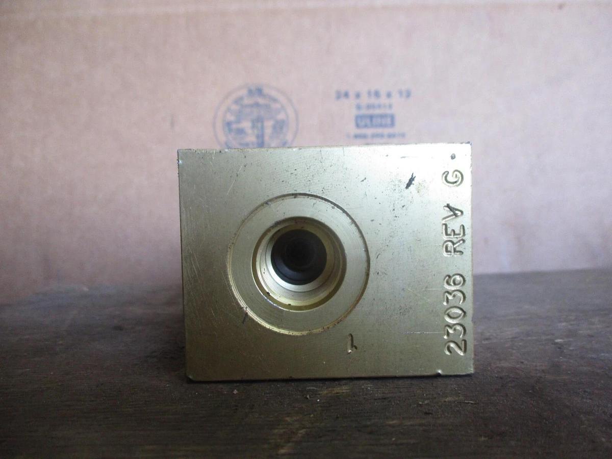 Used EATON 1/2" SV4-10-C-8H-24DW-00 BRASS SOLENOID VALVE, #1128246J NEW