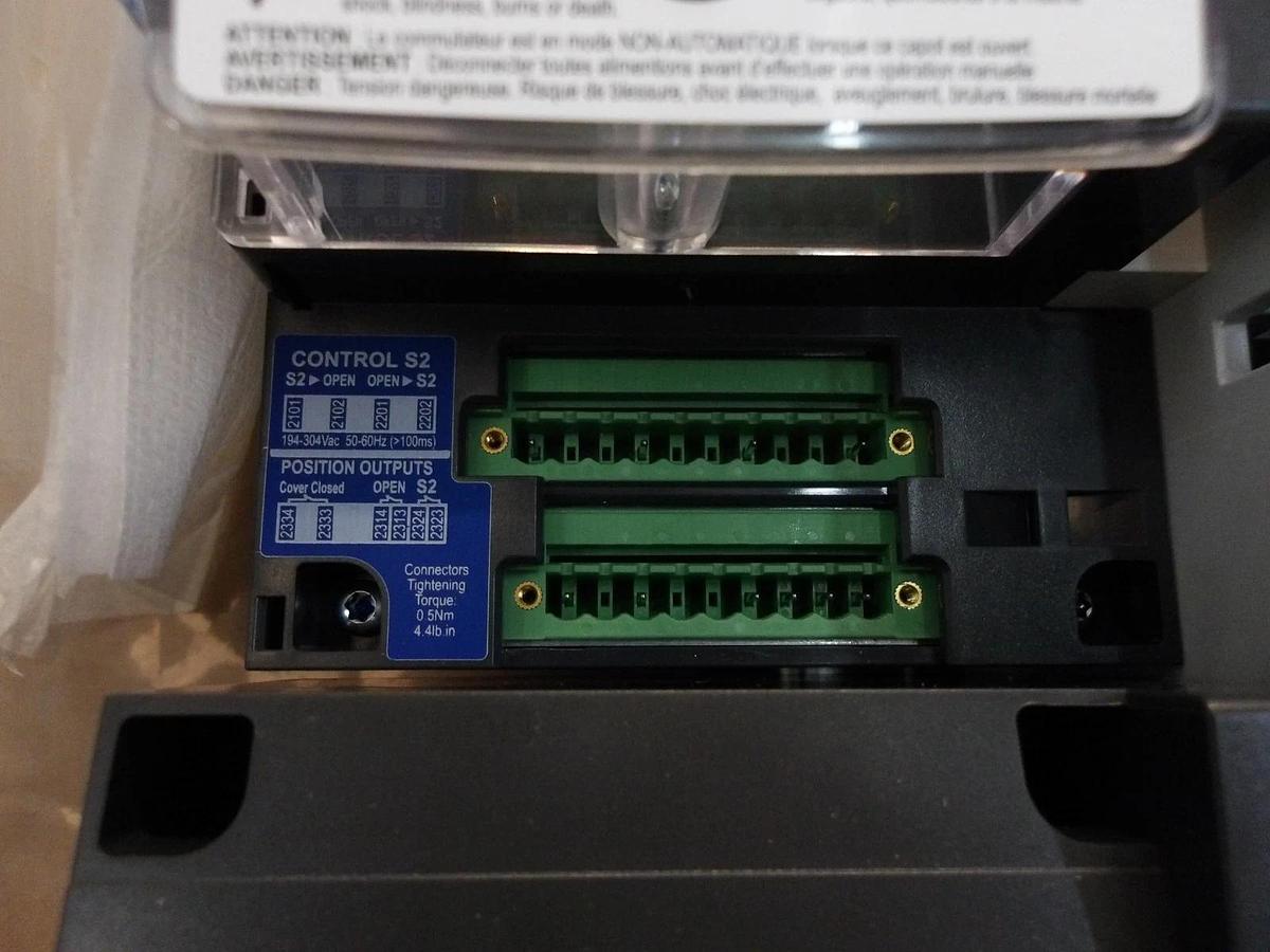 Used RUSSELECTRIC RTSCD TRANSFER SWITC R6A04040, 400 AMP, #122845G NEW