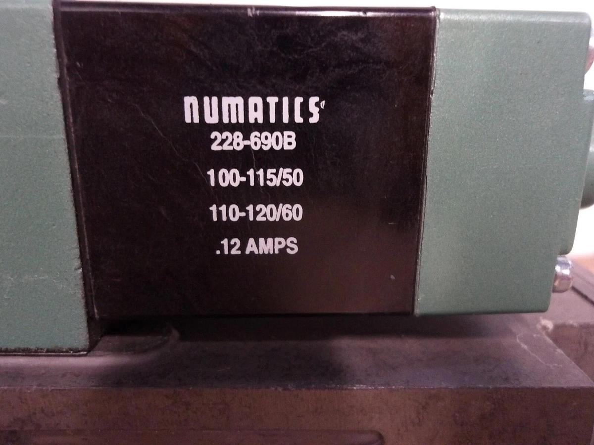 Used NUMATICS 153SA415K000030 PNEUMATIC SOLENOID VALVE, #62830G NEW