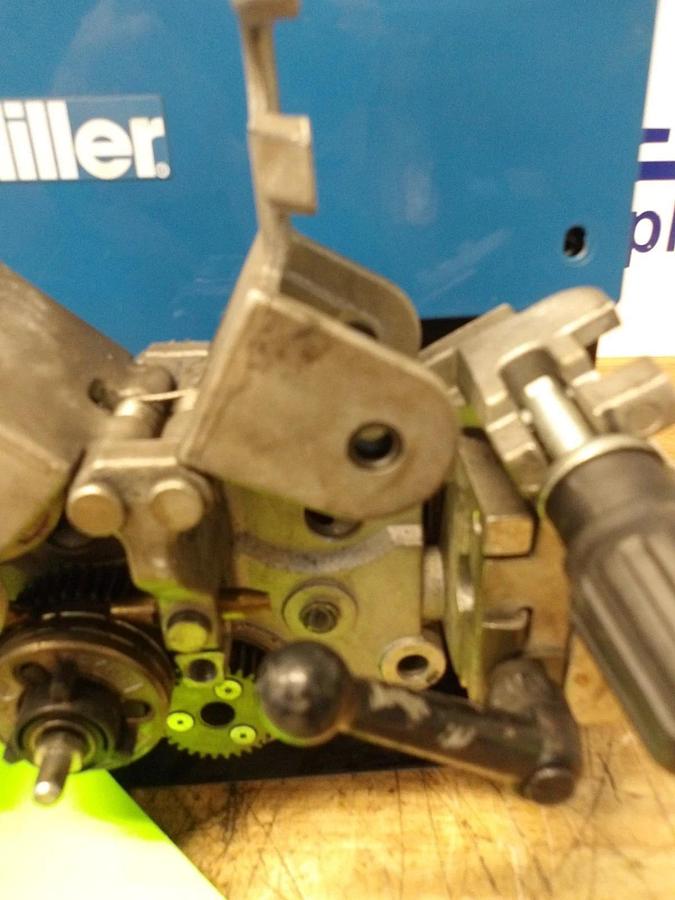 Used MILLER 301207 AUTO CONTIUUM DRIVE, #19220G PARTS ONLY
