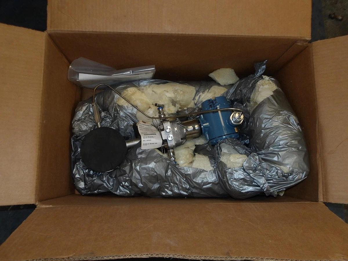 ROSEMOUNT 3051 FLOW METER 3" S/S, #92208G NIB