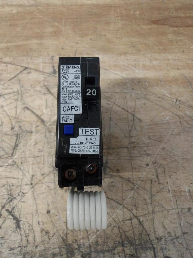 SIEMENS 20 AMP ARC FAULT BREAKER 120/240 V (LOT OF 5) #58318G NIB