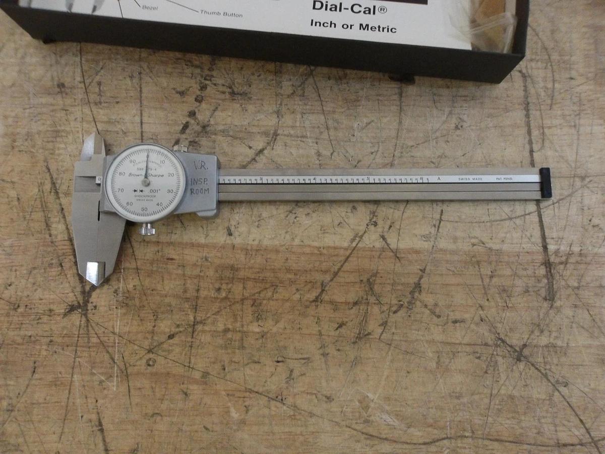 Used BROWN & SHARPE 599-679-4 DIAL SLIDE CALIPER 6" SLIDE, #814116G USED