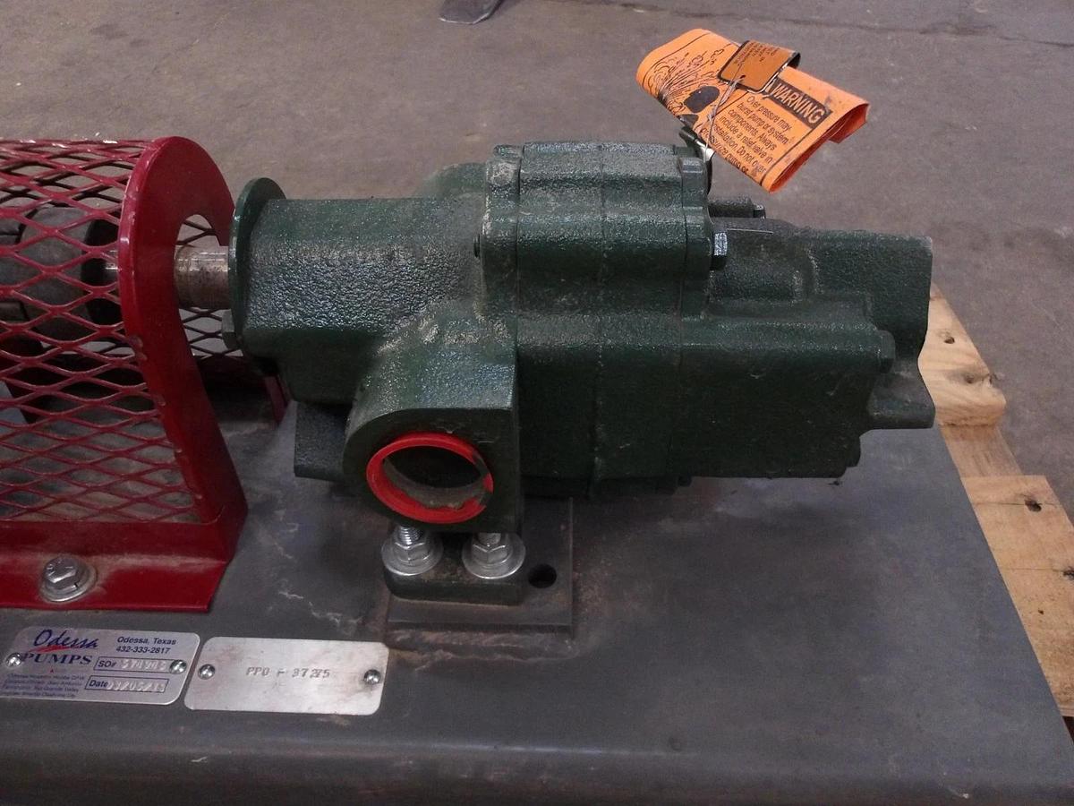 Used ROPER 1-1/2" PUMP W/ 5 HP MOTOR, #1111937G NEW