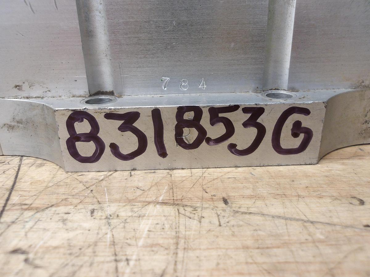 Used ATCHLEY 242-104 SERVO VALVE, #831853G PARTS ONLY