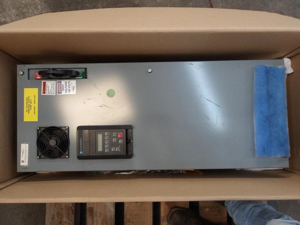 Used ALLEN BRADLEY 1336F CENTERLINE BUCKET W/ 3 HP DRIVE, #1030230G USED