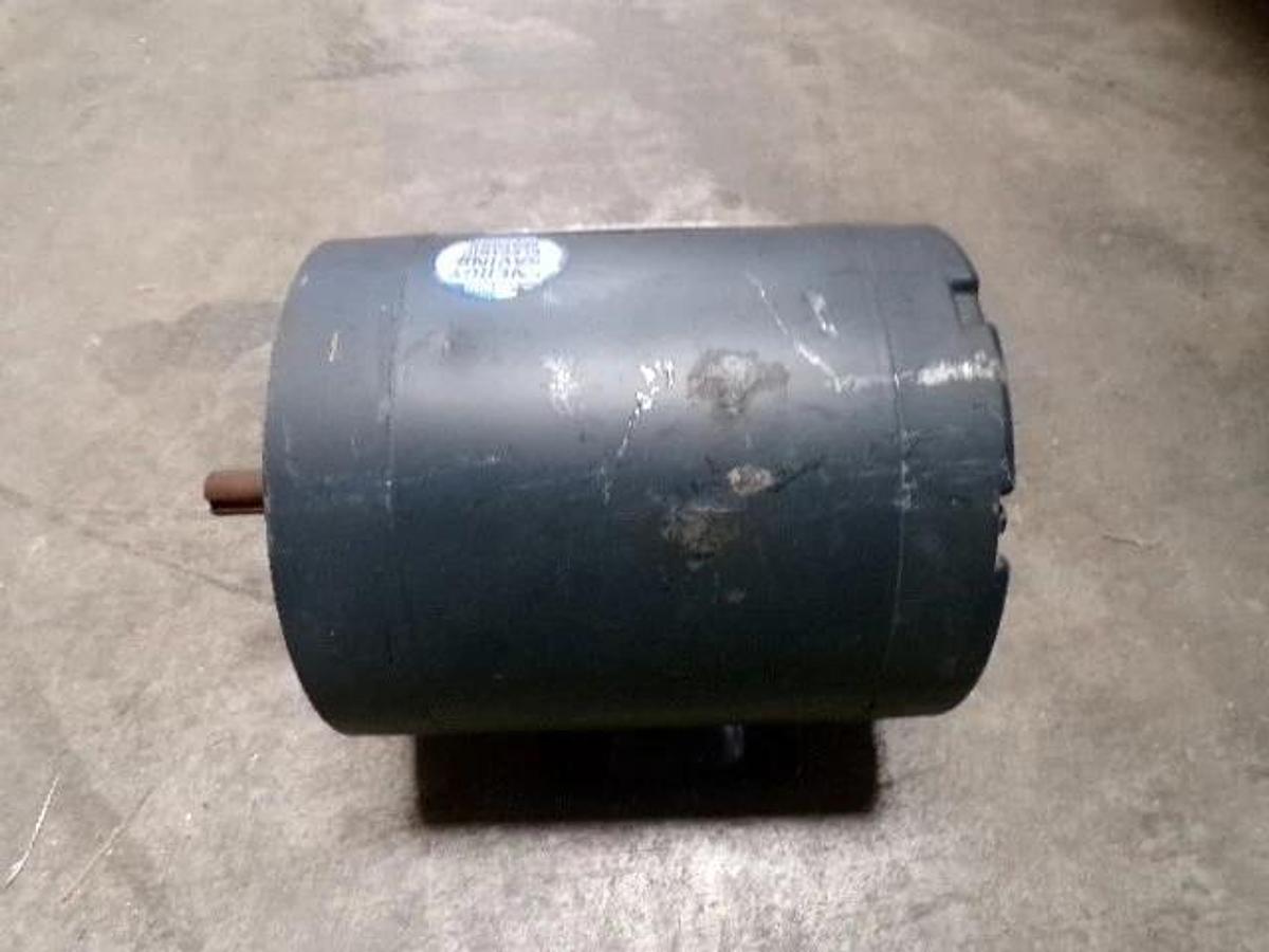 Used LEESON 1/3 HP MOTOR, FR C56C, 1725 RPM, 208-230/460, #416220L NEW