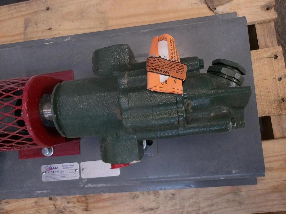 Used ROPER 1-1/2" PUMP W/ 5 HP MOTOR, #111948GJW NEW