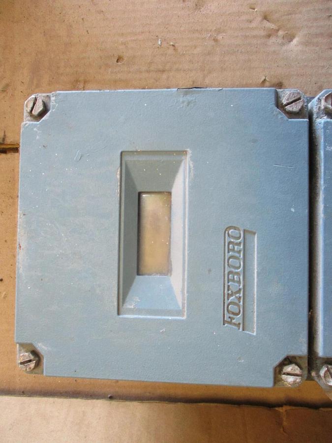Used FOXBORO 8000 MAGNETIC FLOW TRANSMITTER, #711027J USED