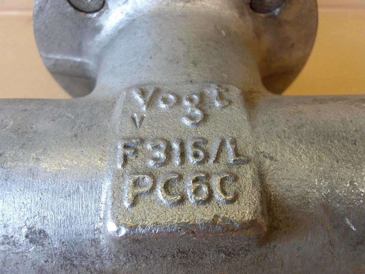 Used VOGT 1-1/2" S/S GATE VALVE, SERIES 12401 (THREADED) #6101008G NEW