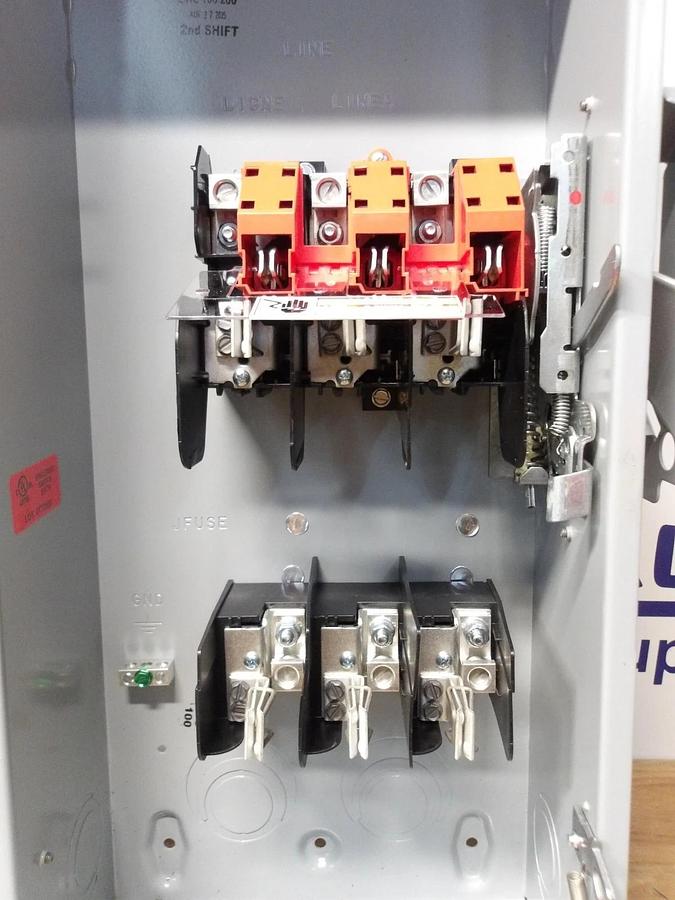 Used SIEMENS 100 AMP SAFETY SWITCH F363R, #124755G NEW
